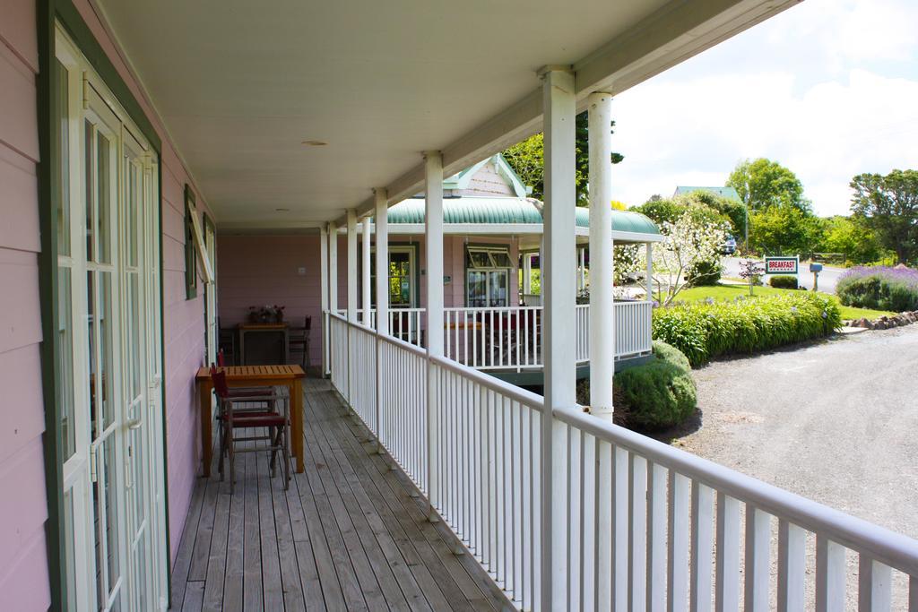 Bed and breakfast Matakohe House Extérieur photo